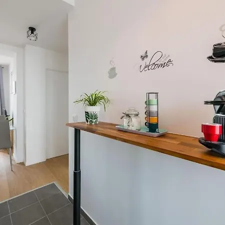 Beautiful Close To Paris * Montreuil (Seine-Saint-Denis)